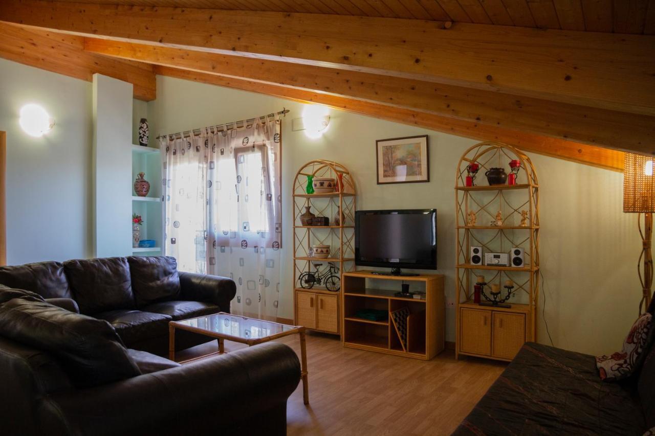 Casa Rural Mirador De Pinares San Leonardo de Yagüe Eksteriør billede